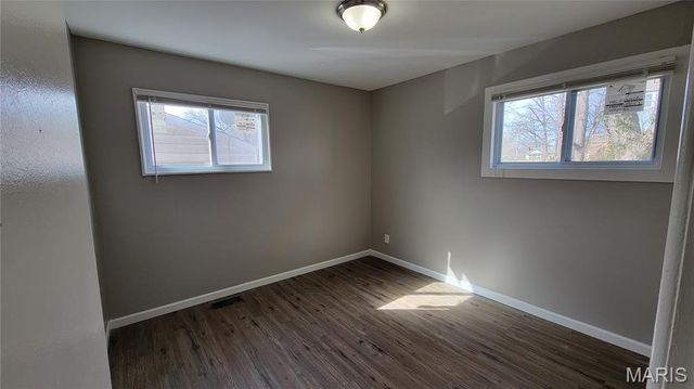 227 Meadowcrest Drive, Ferguson, MO 63135