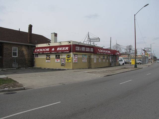1636 N Cicero Avenue, Chicago, IL 60641