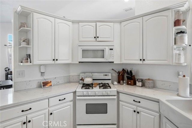 9327 Agave Drive, Hesperia, CA 92344