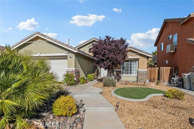 9327 Agave Drive, Hesperia, CA 92344