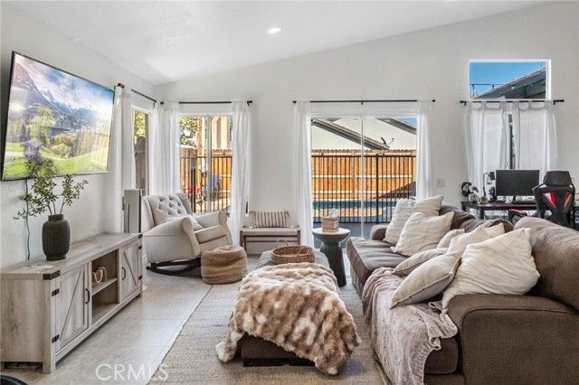 9327 Agave Drive, Hesperia, CA 92344