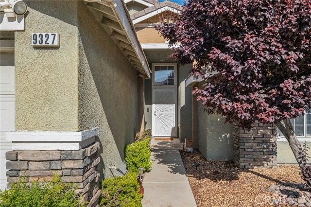 9327 Agave Drive, Hesperia, CA 92344