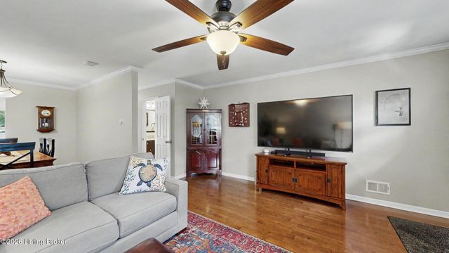 2713 Langdon Dr, Louisville, KY 40241