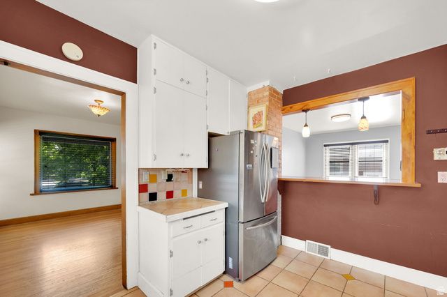 841 E BRYAN AVE, Salt Lake City, UT 84105