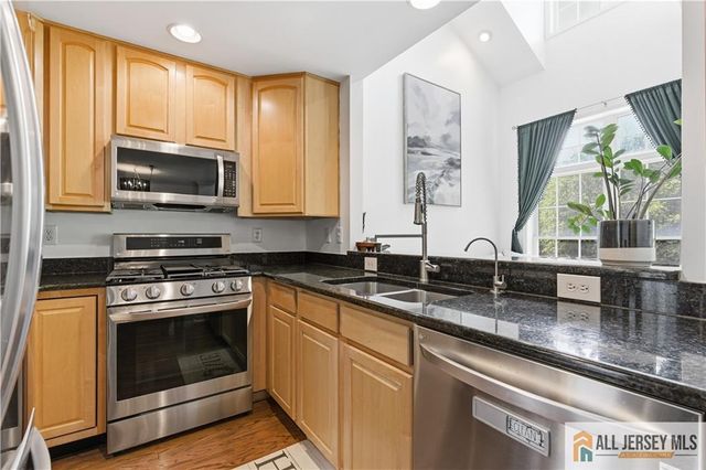 605 Donato Circle, Scotch Plains, NJ 07076
