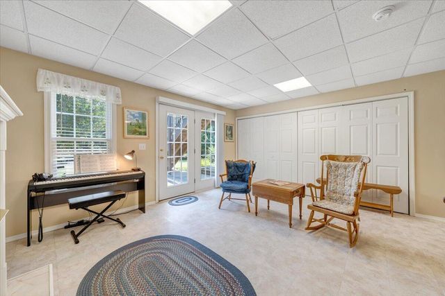 1700 Bluewater DR, Moneta, VA 24121