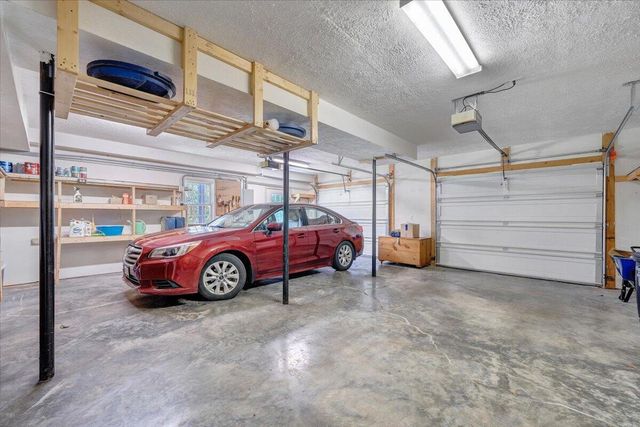 1700 Bluewater DR, Moneta, VA 24121