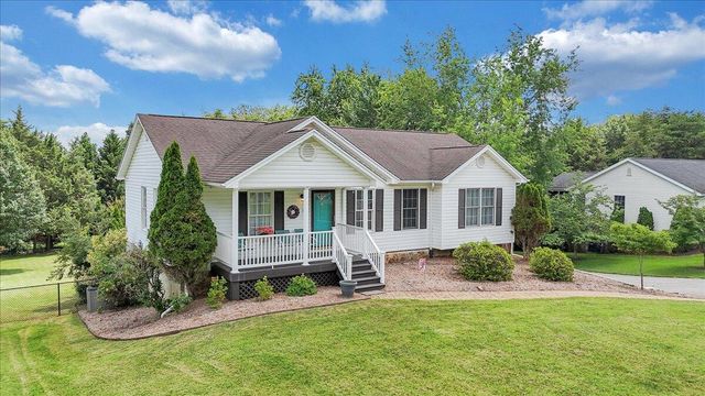 1700 Bluewater DR, Moneta, VA 24121