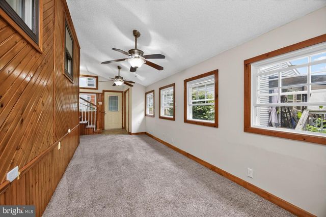 10 5TH ST, Brookhaven, PA 19015