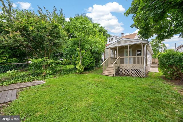 10 5TH ST, Brookhaven, PA 19015