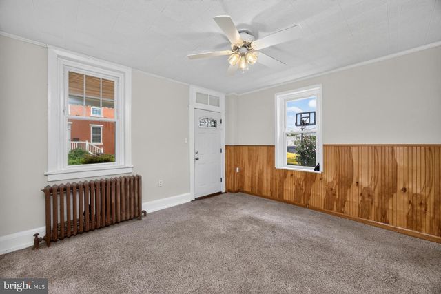 10 5TH ST, Brookhaven, PA 19015