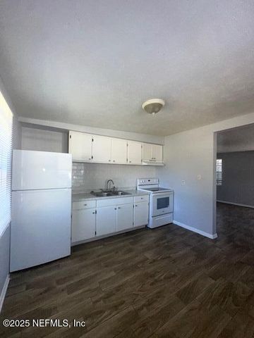 3254 PHYLLIS Street, Jacksonville, FL 32205