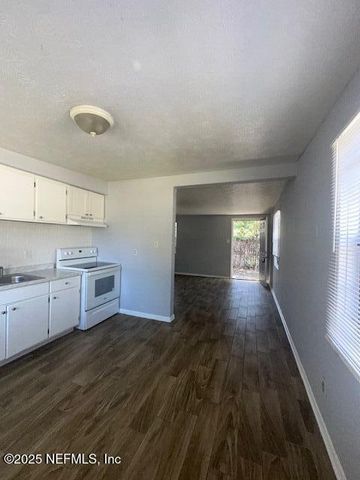 3254 PHYLLIS Street, Jacksonville, FL 32205