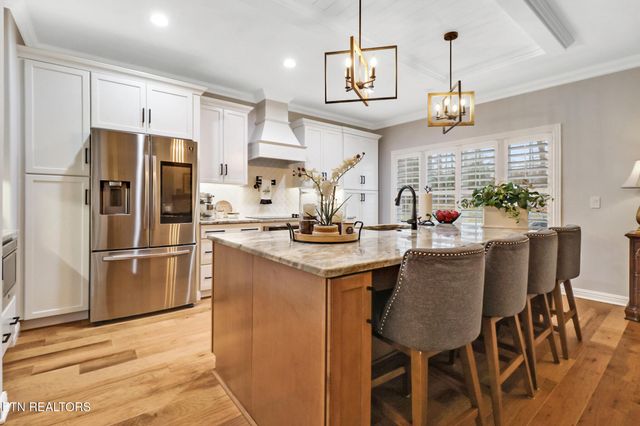 233 Dove Drive, Crossville, TN 38555