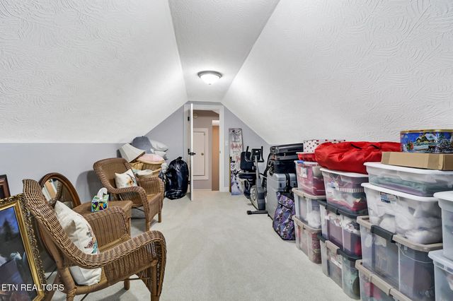 233 Dove Drive, Crossville, TN 38555