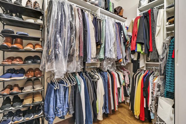 233 Dove Drive, Crossville, TN 38555