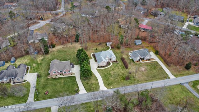 233 Dove Drive, Crossville, TN 38555