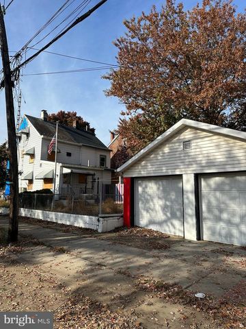 28 HOWELL ST, Trenton, NJ 08610