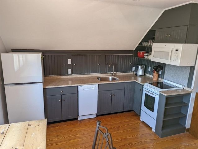 78 Cotuit Rd, Sandwich, MA 02563