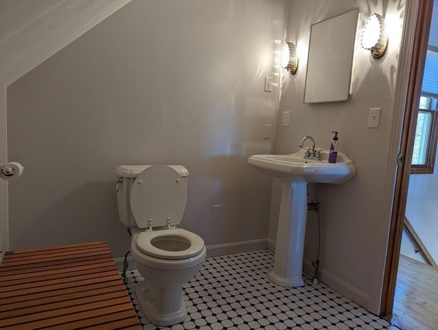 78 Cotuit Rd, Sandwich, MA 02563