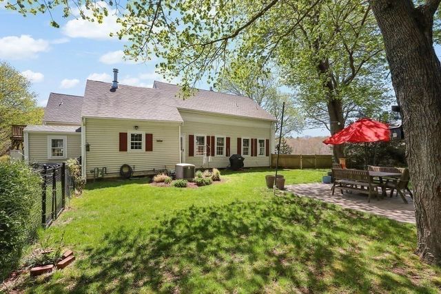 78 Cotuit Rd, Sandwich, MA 02563