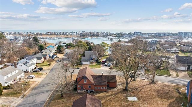 15 Coach ST, Hampton, VA 23664