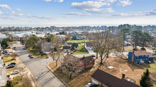 15 Coach ST, Hampton, VA 23664