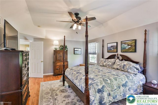 4353 East Texas Road, Lower Macungie Twp, PA 18103