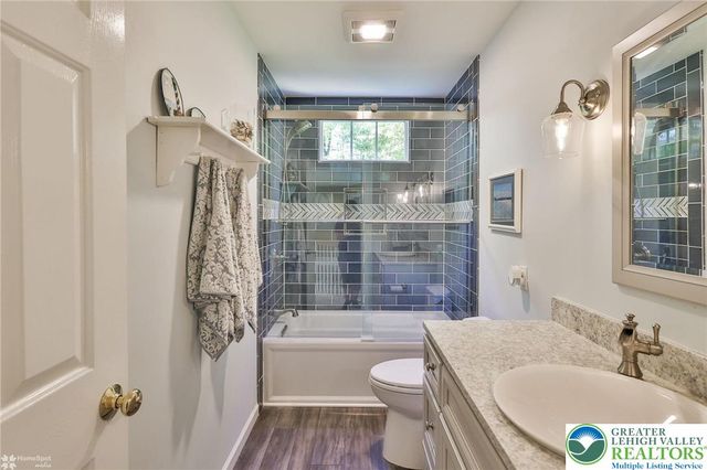 4353 East Texas Road, Lower Macungie Twp, PA 18103