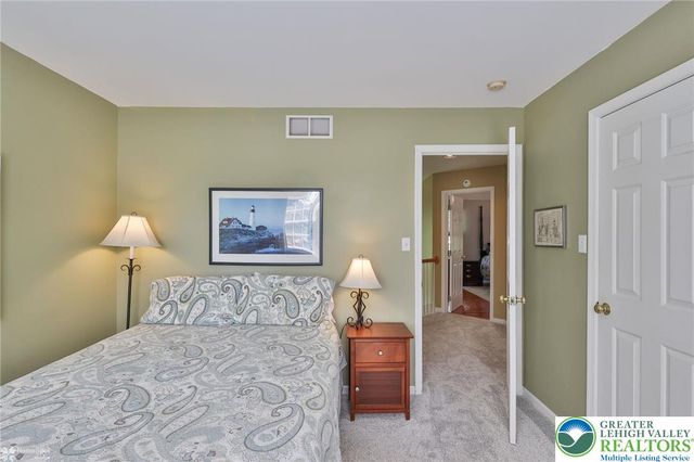 4353 East Texas Road, Lower Macungie Twp, PA 18103