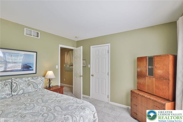 4353 East Texas Road, Lower Macungie Twp, PA 18103