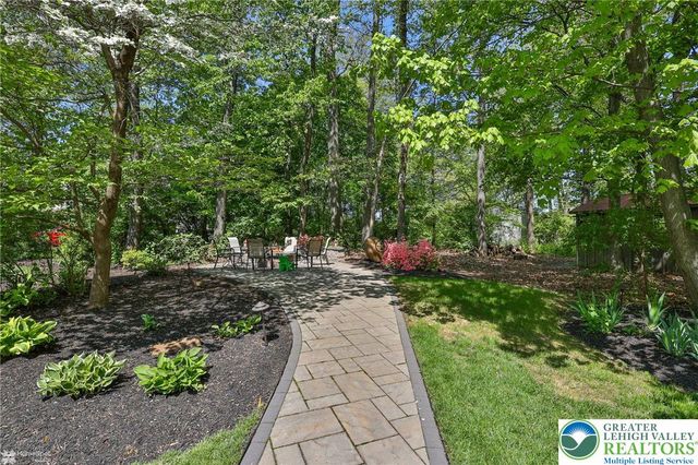 4353 East Texas Road, Lower Macungie Twp, PA 18103