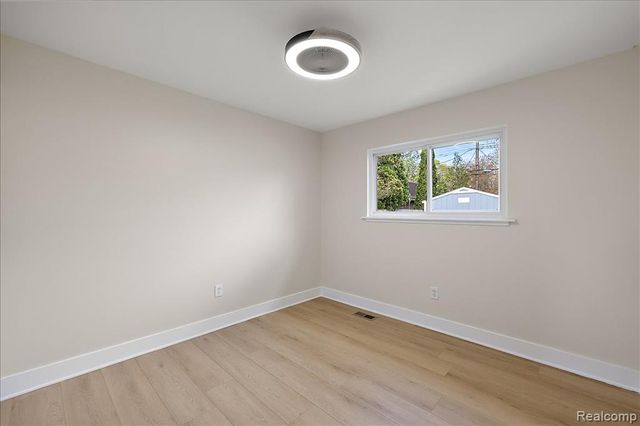 47349 Nita Drive, Utica, MI 48317