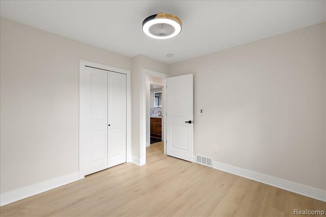 47349 Nita Drive, Utica, MI 48317