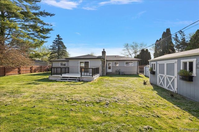 47349 Nita Drive, Utica, MI 48317