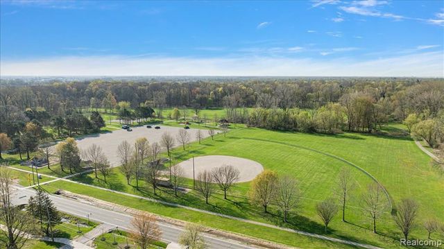 47349 Nita Drive, Utica, MI 48317