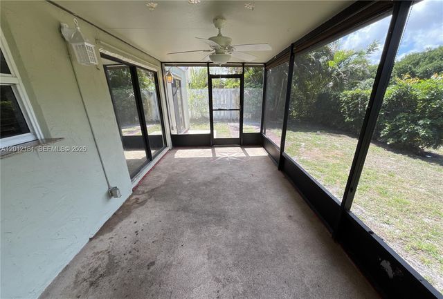 9 Beckley Pl, Boynton Beach, FL 33426