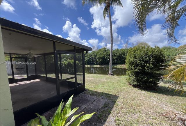 9 Beckley Pl, Boynton Beach, FL 33426