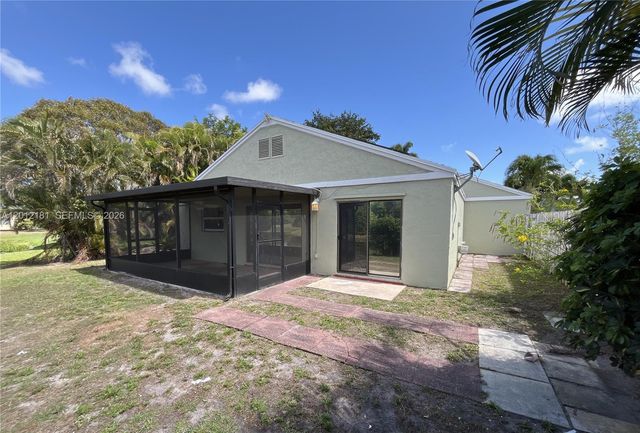 9 Beckley Pl, Boynton Beach, FL 33426