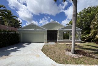 9 Beckley Pl, Boynton Beach, FL 33426