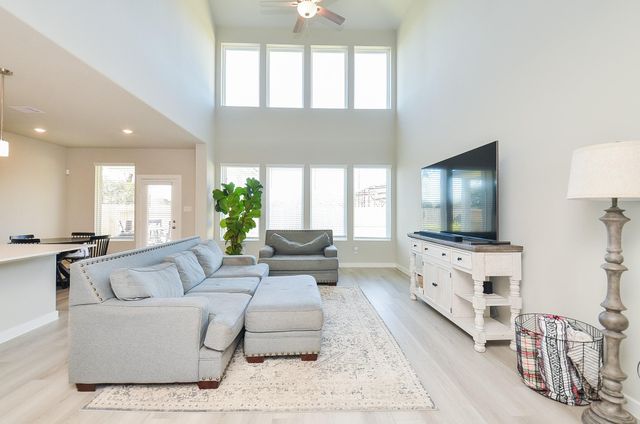 8414 Hazel River Drive, Richmond, TX 77406