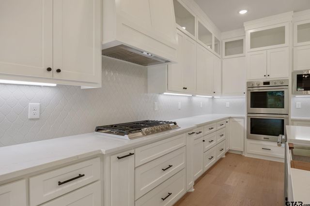 403 Ashlyn Circle, Bullard, TX 75757