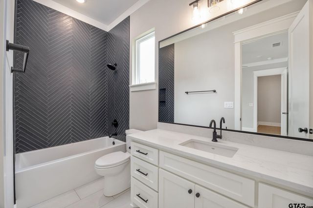 403 Ashlyn Circle, Bullard, TX 75757
