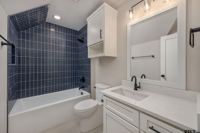 403 Ashlyn Circle, Bullard, TX 75757