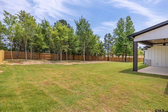 403 Ashlyn Circle, Bullard, TX 75757