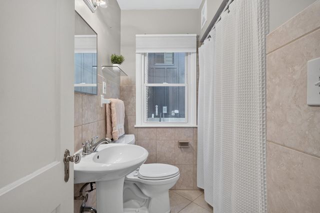 3305 Zarthan Avenue S, Saint Louis Park, MN 55416