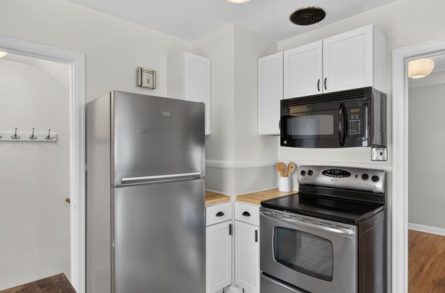 3305 Zarthan Avenue S, Saint Louis Park, MN 55416