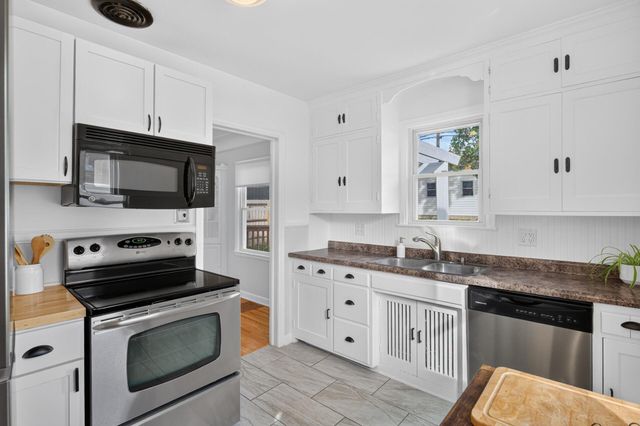 3305 Zarthan Avenue S, Saint Louis Park, MN 55416