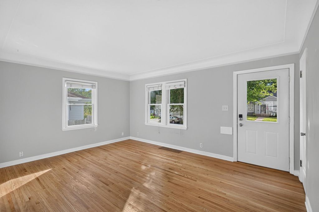 3305 Zarthan Avenue S, Saint Louis Park, MN 55416 — photo 2