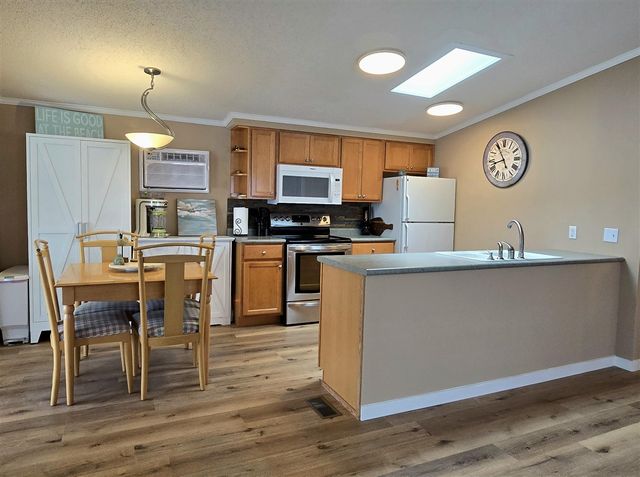 3726 Peterson Drive, Gobles, MI 49055